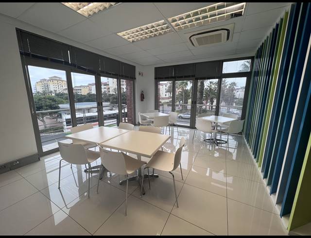 292M² OFFICE TO LET IN CENTURY CITY